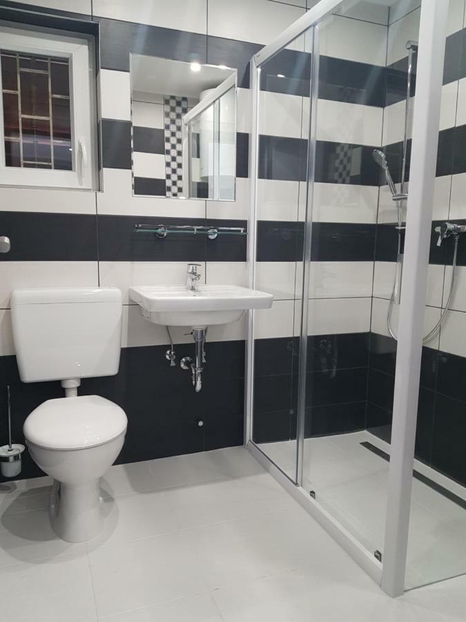 Picurka Apartman Шиофок Экстерьер фото